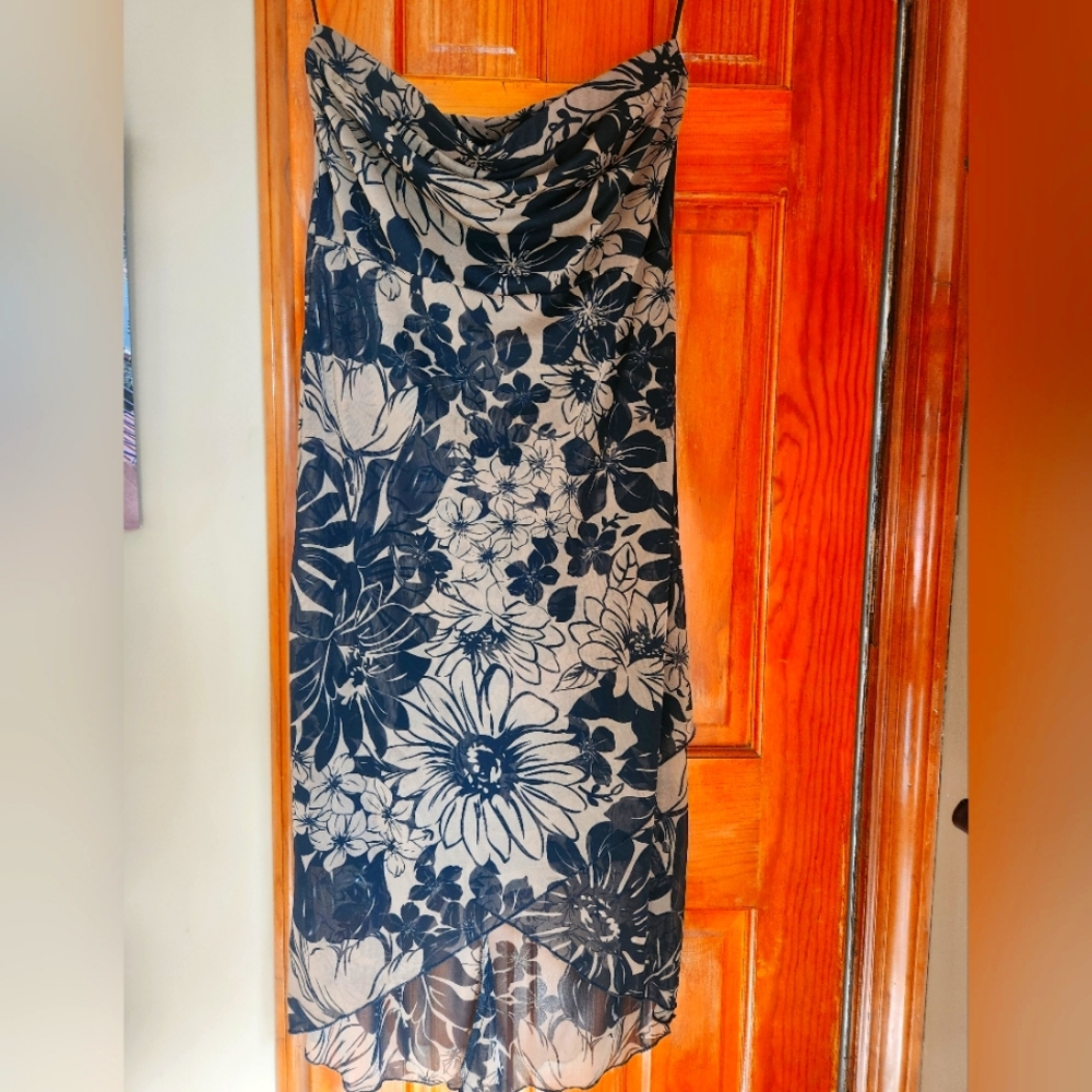 Giorgio Fiorlini Collection sleeveless summer dress. XL Taupe & Black flowers.